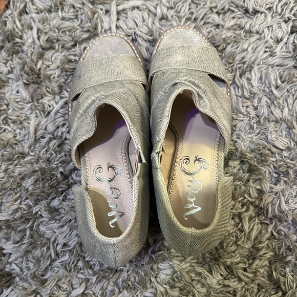 Von Maur Wedges - Picture 4 of 6